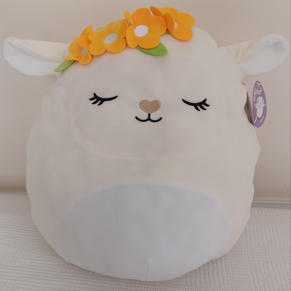 Squishmallow Sophie the Lamb, Flower Crown (S16 #46-8) Easter Squishmallow new